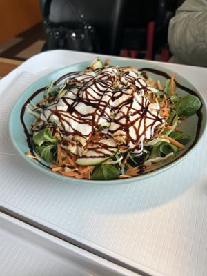 Tofu salad #Veganuary at YES rebel bites in Osijek