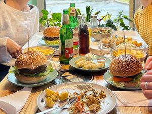 Burgers, salads, breaded pancakes with tempeh- daily menu, spring rolls, sugar and spice and everything nice ;) at YES rebel bites in Osijek