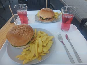 Cheeseburger with fries at YES rebel bites in Osijek
