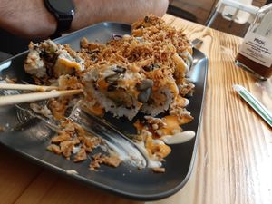 Sushi with pickles, mayo and fried onions at Vegashi Vegan Fusion in Ljubljana
