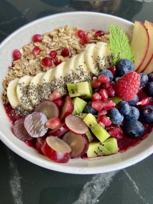 Açaí Bowl   at mi . . . Café & Bar in Moerfelden-walldorf