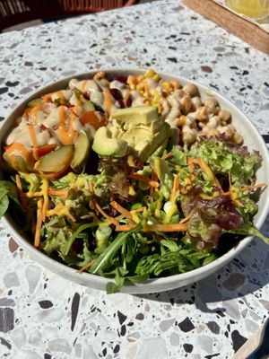 Vegan lunch Bowl   at mi . . . Café & Bar in Moerfelden-walldorf