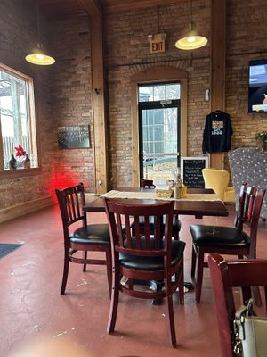 Dining  at Paw Paw Pizza Co. in Paw Paw