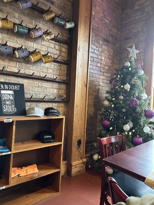 Dining  at Paw Paw Pizza Co. in Paw Paw