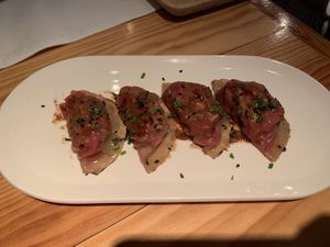 Gyozas de remolacha  at Rasoterra in Barcelona