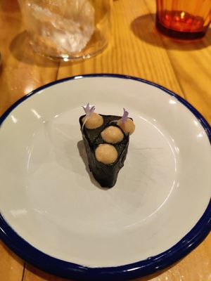 Cucumber seaweed bite at Rasoterra in Barcelona