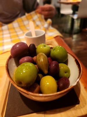 Mixed olives at Rasoterra in Barcelona