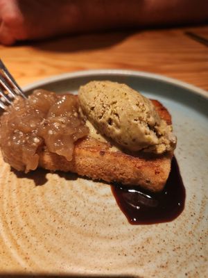 French toast aubergine sponge pistachio vegan ice cream at Rasoterra in Barcelona