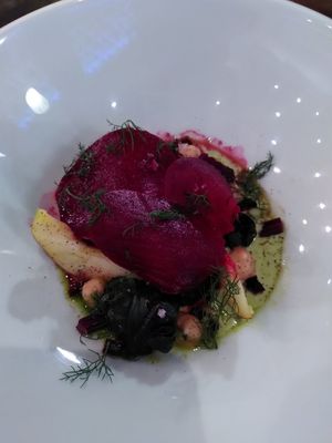 Starter 2 - beetroot and apple at Rasoterra in Barcelona