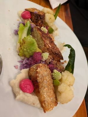 White chocolate and cauliflower Tempeh at Rasoterra in Barcelona