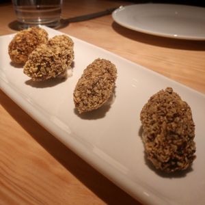croquettes at Rasoterra in Barcelona