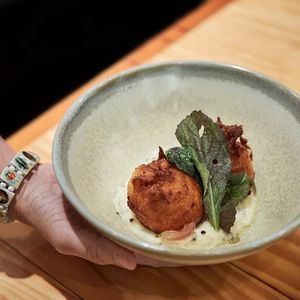 Jerusalem artichoke fritter with almond cream at Rasoterra in Barcelona