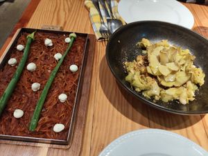 Fideuá y alubias at Rasoterra in Barcelona