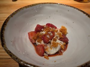 Cream and strawberries at Rasoterra in Barcelona
