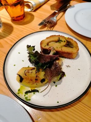 Garlic bread at Rasoterra in Barcelona