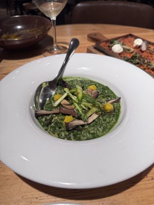  Creamy Pals rice with aspargus, oyster mushrooms and preserved lemon at Rasoterra in Barcelona