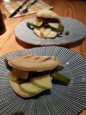 panini with asparagus and cucumber at Rasoterra in Barcelona