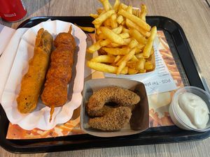 Viandel - Grizzly - Avocadobite at Pepas Vegan Frituur in Leuven