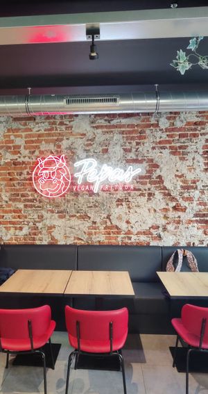 Déco at Pepas Vegan Frituur in Leuven