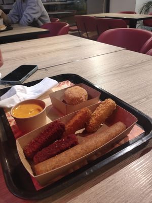  at Pepas Vegan Frituur in Leuven