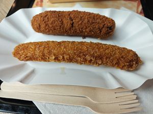 Vlees kroket en viandel at Pepas Vegan Frituur in Leuven