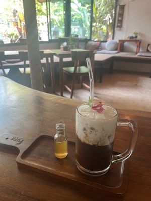 Raw cacao mocha   at Pure Vegan Heaven - Old Town in Chiang Mai