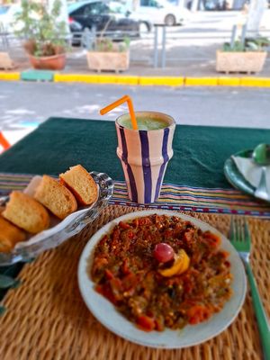 Jus concombre fleur d'oranger, entrée de légumes chaude at Zayna Moroccan Taste in Casablanca