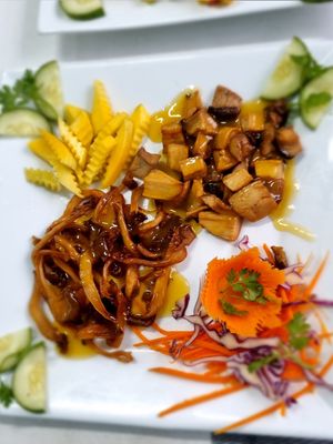Fried Mushrooms with Passionfruit Sauce at An Nhi Chay in Hue