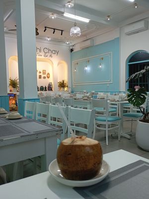 Vibe at An Nhi Chay in Hue