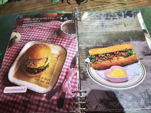  at Chà Là in Hanoi