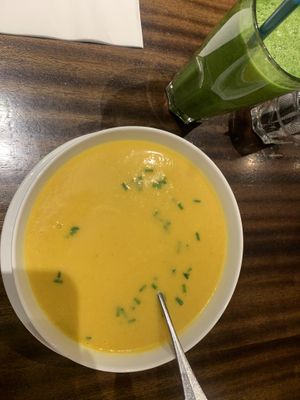 Vegetable soup and green juice   at Kafi Augustin by Juice Market in Zurich