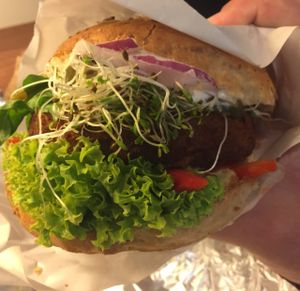 This burger was dead sexy at Krowarzywa - Hoza in Warsaw