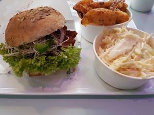 burger seitan at Krowarzywa - Hoza in Warsaw