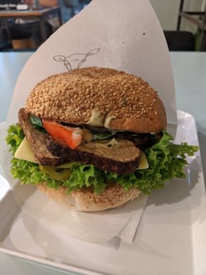 Tempeh burger at Krowarzywa - Hoza in Warsaw