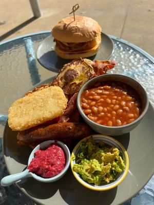 The Fizzgig and The Apricorn   at The Cove in Lakes Entrance