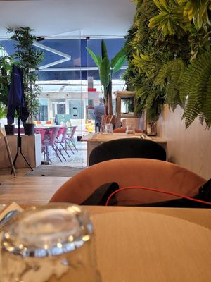 Innenansicht nach außen. at Veganapati in Lisbon