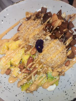 Smoked setain bowl at Veganapati in Lisbon