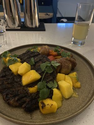  #Veganuary at St. Elsewhere in Ottawa