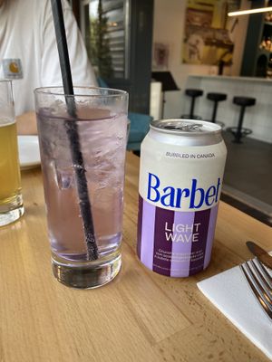 Drinks   at St. Elsewhere in Ottawa