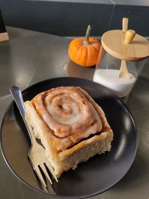 Vegan Cinnamon roll at Boulderwelt Dortmund in Dortmund