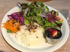 Salad & rice plate   at EVERYONEs CAFE in Tokyo