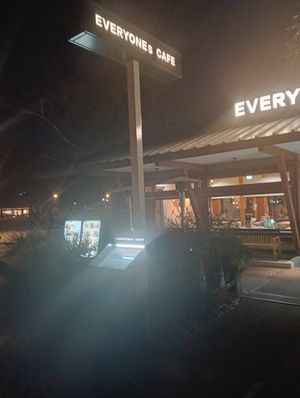  at EVERYONEs CAFE in Tokyo