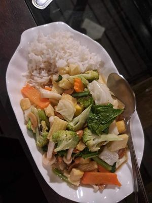 Stir fried vegetables with cashuw nuts  at Tha Khao Bay View Bungalow & Restaurant in Phang Nga