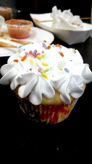 Vanilla cupcake at Vegan Pizza in Garden Grove