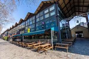Park Terrasse at The Frog - Bercy Village in Paris