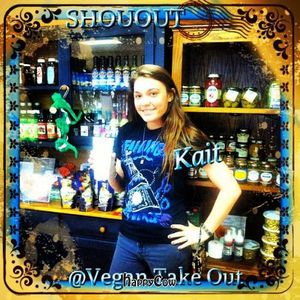 Kait having a Smoothie at Natural Detox Nutrition Shoppe in Tampa