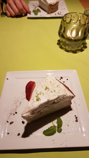 Key lime pie at Veggies on Fire in The Hague