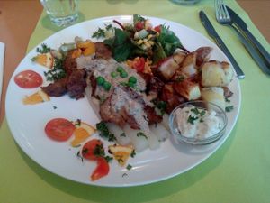 Asparagus and seitan with roasted potatoes at Veggies on Fire in The Hague