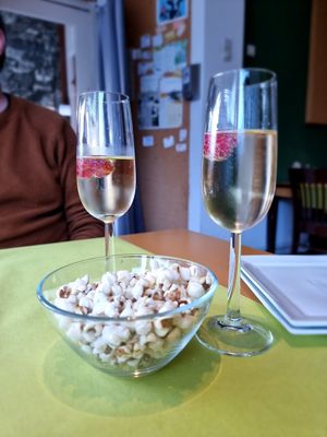 Welcome drinks because of the restaurant 11th anniversary at Veggies on Fire in The Hague