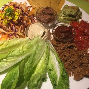 Raw fajitas ‘Mexican Party’ at Veggies on Fire in The Hague